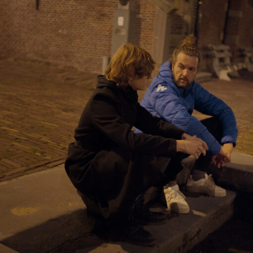 Jongerencoaching buiten op straat
